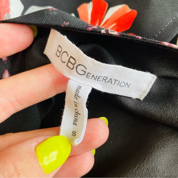 BCBGeneration Floral Dress Black/Purple Sz Small - Picture 5 of 10